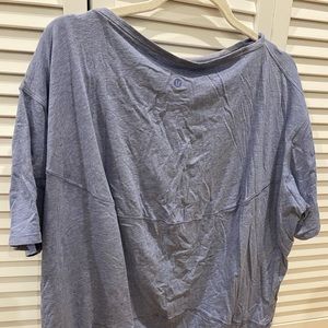 Lululemon Back in Action Short Sleeve size 12